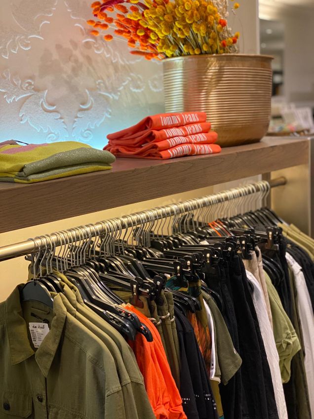 De duif mode-foto-winkel-Tommy-Hilfiger